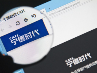 动力电池战场，宁德时代一骑绝尘