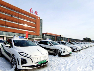 “旗E春城 绿色吉林”红旗E-QM5新能源换电车投放运营