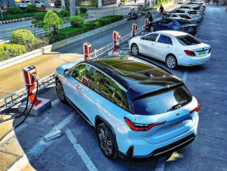 广西南宁市提前超额完成今年新能源汽车、充电桩目标任务