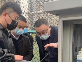 市工信局电动汽车充电设施安全生产检查组开展节前充电站检查工作