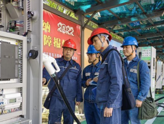 罗城供电局：新能源汽车充电桩让居民出行更便捷