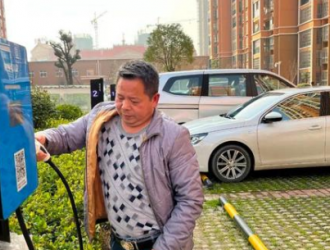 这个社区新添44个充电桩