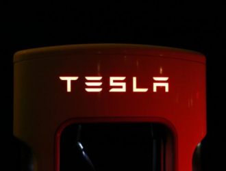 特斯拉2022年一季度卖出31万辆车 已建超32万个充电桩