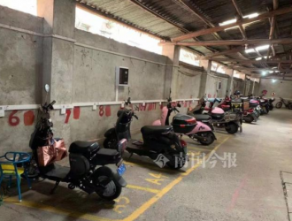 不“飞线”就没处充电？柳州这小区有集中充电站了