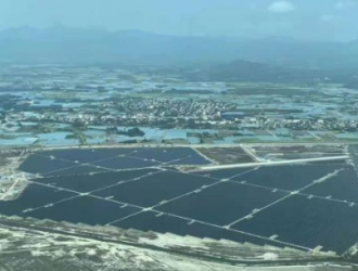 莺歌海盐场100MW光伏项目全容量并网