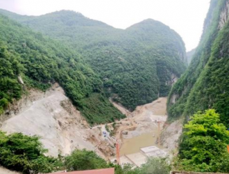 平塘甲茶：加速推进新型工业化建设