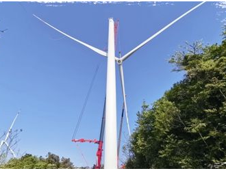 重庆四眼坪风电改扩建项目风机吊装完成