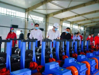 新疆首家光伏支架智能生产线落地乌尔禾区试生产成功